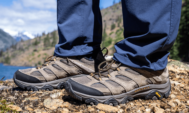 outdoor walking shoes